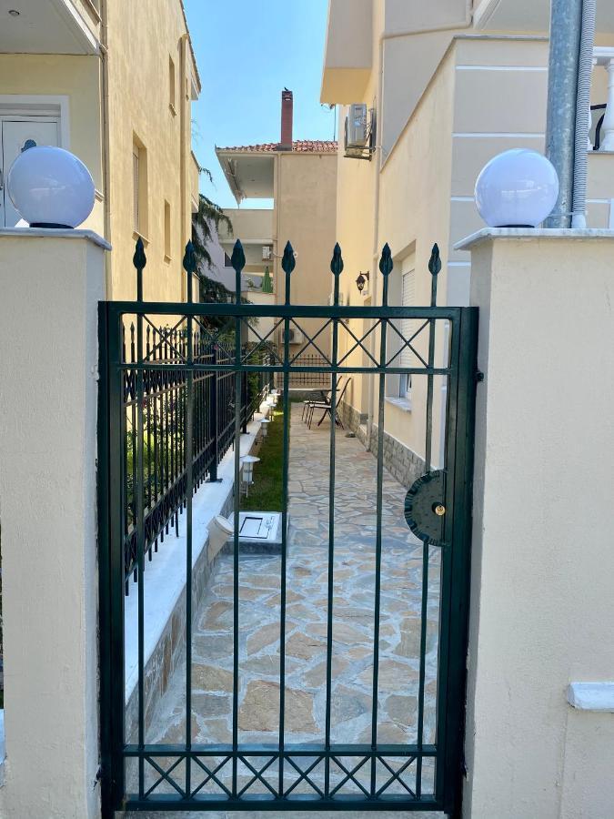 Thea Apartments Nea Iraklitsa Экстерьер фото