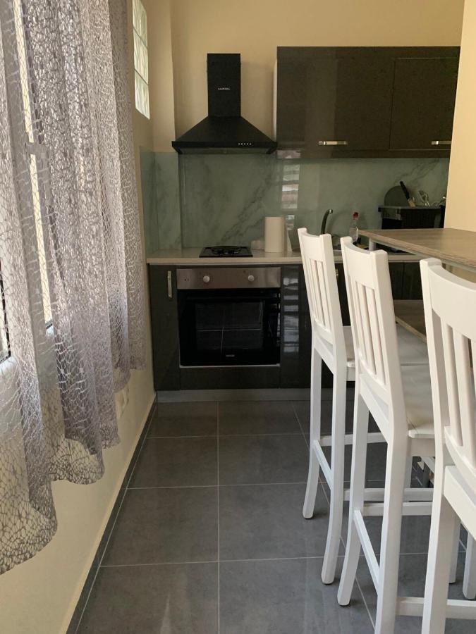 Thea Apartments Nea Iraklitsa Экстерьер фото